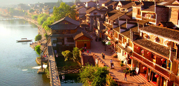 【灵气闪耀C位长沙】网红长沙美食打卡自由行双高4日游<2人起订--说走就走>